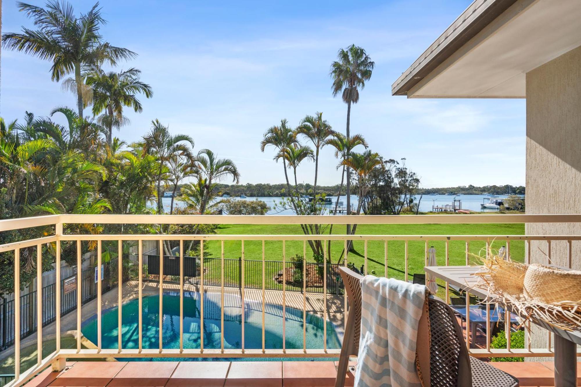 Motel Cayman Quays Noosaville Esterno foto