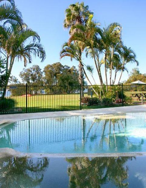 Motel Cayman Quays Noosaville Esterno foto