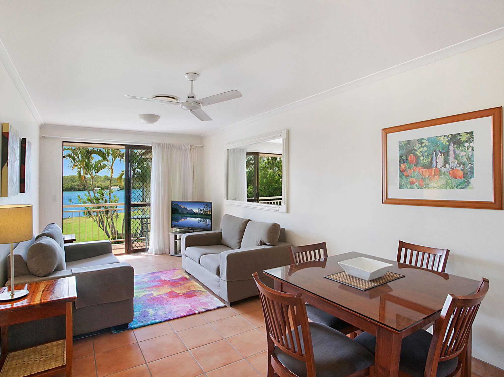 Motel Cayman Quays Noosaville Esterno foto